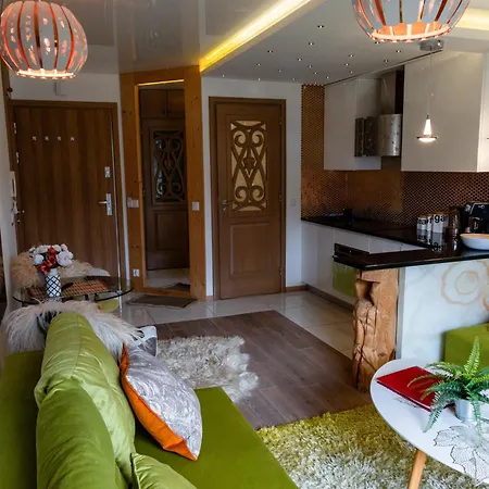 Polana Szymoszkowa - Chamerion Apartment *