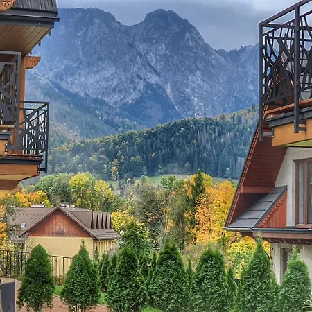Polana Szymoszkowa - Chamerion Apartment *